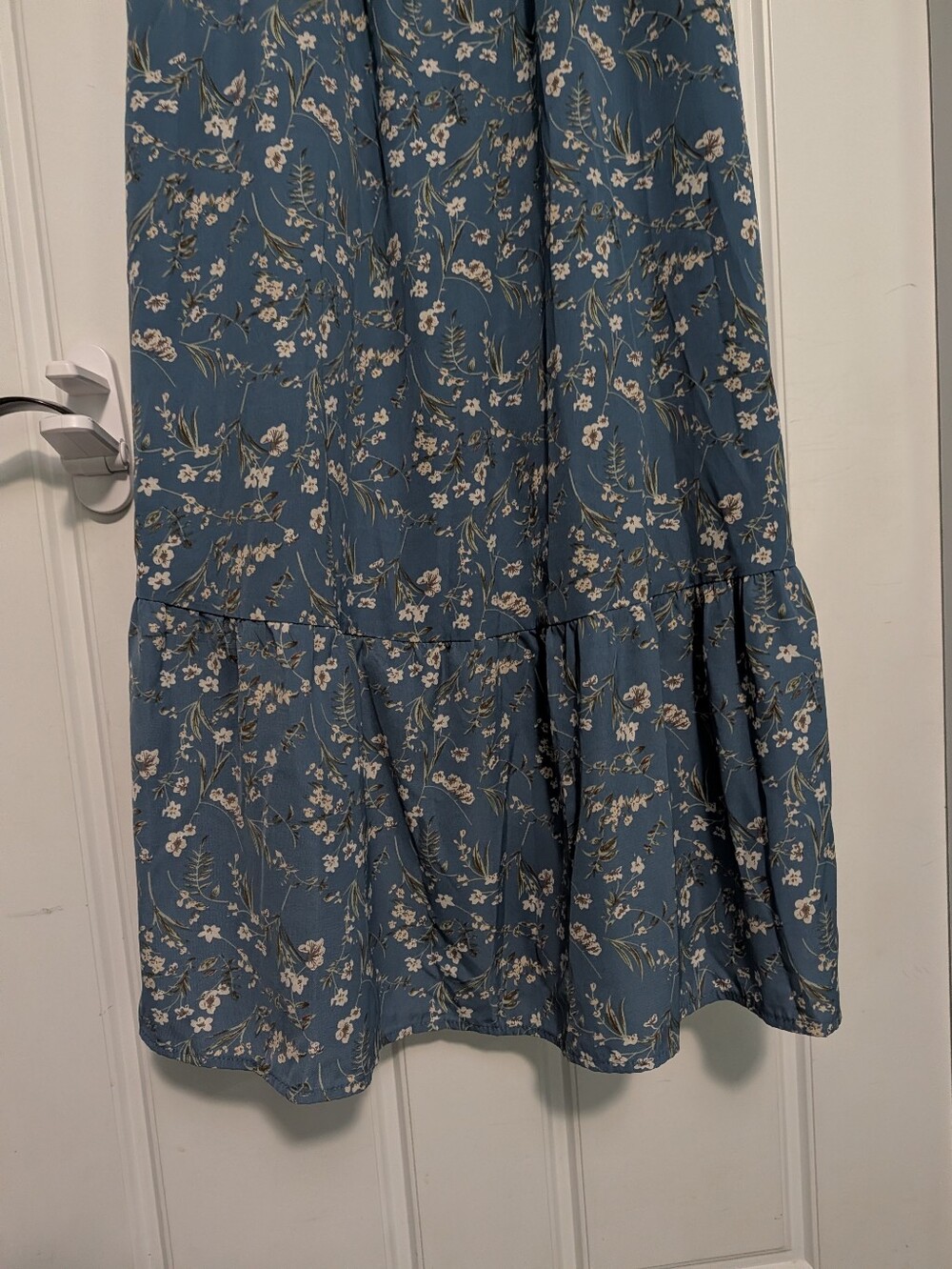 BloomChic Blue Floral Short Sleeve Dress - Picture 7 of 9
